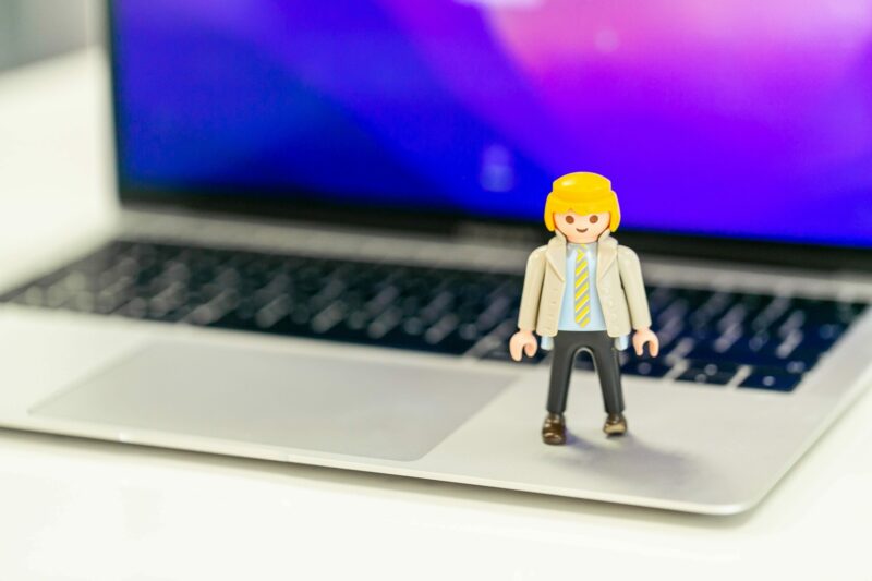 Playmobil Person Jacket Tie